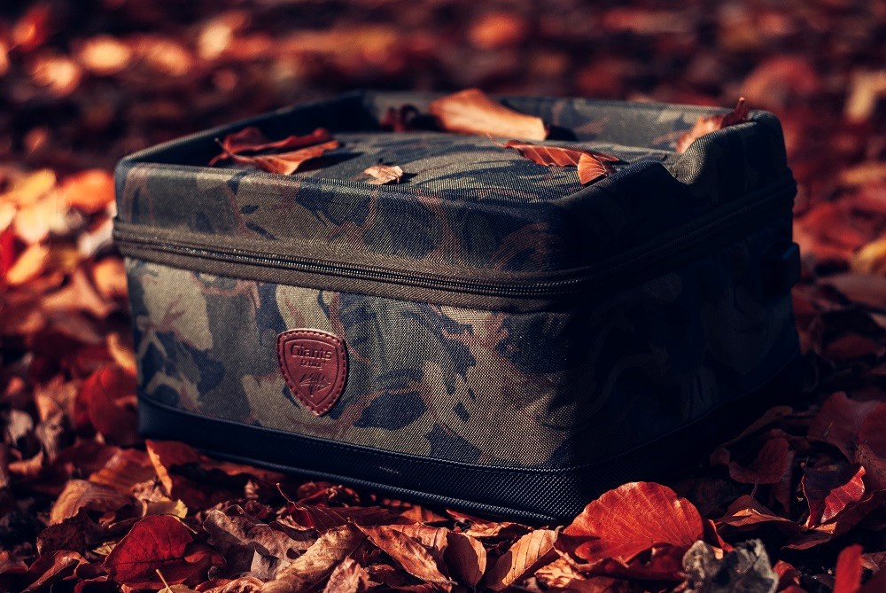 Giants Fishing Pouzdro Electronics Eva Table Bag (5)